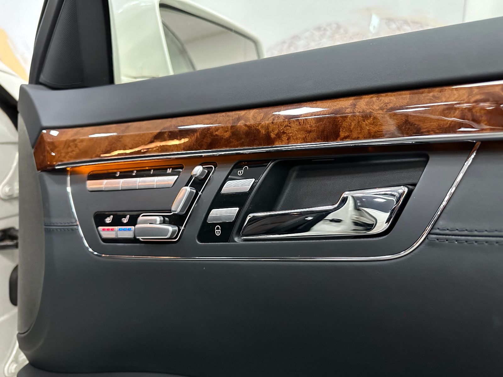 Fahrzeugabbildung Mercedes-Benz S 63 AMG Lang Originalzustand