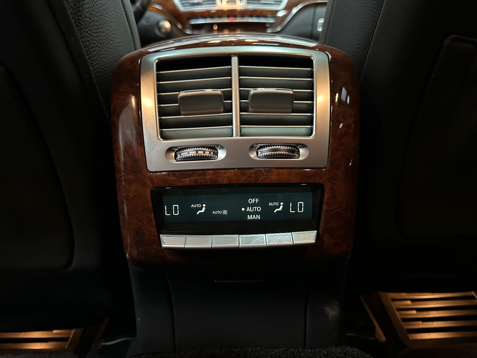 Fahrzeugabbildung Mercedes-Benz S 63 AMG Lang Originalzustand