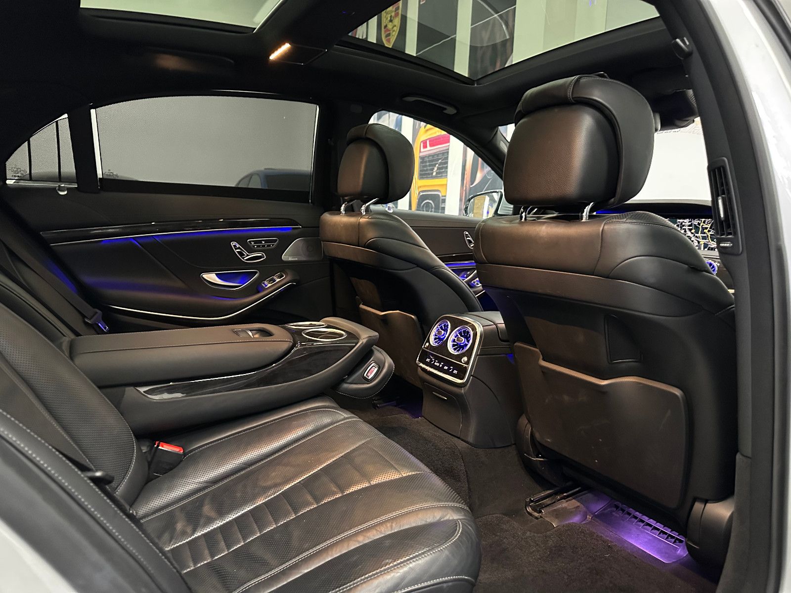 Fahrzeugabbildung Mercedes-Benz S 500 Lang AMG LINE PANO DISTRONIC