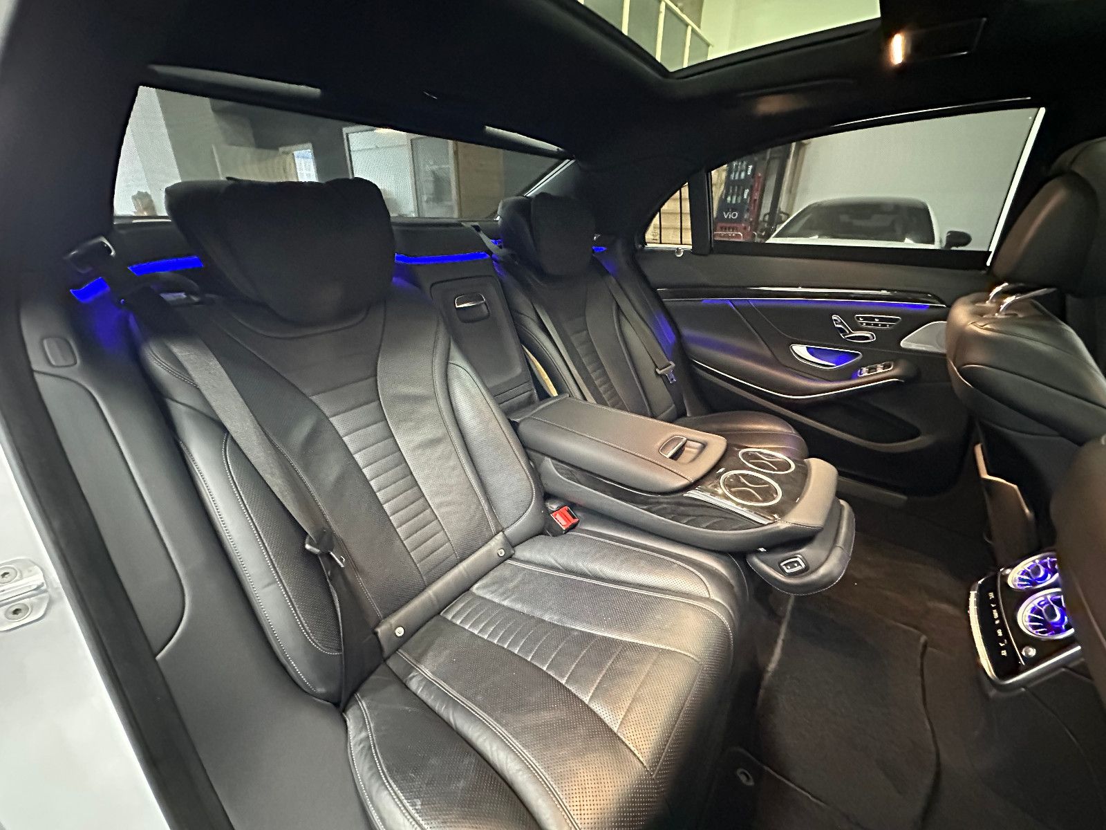 Fahrzeugabbildung Mercedes-Benz S 500 Lang AMG LINE PANO DISTRONIC