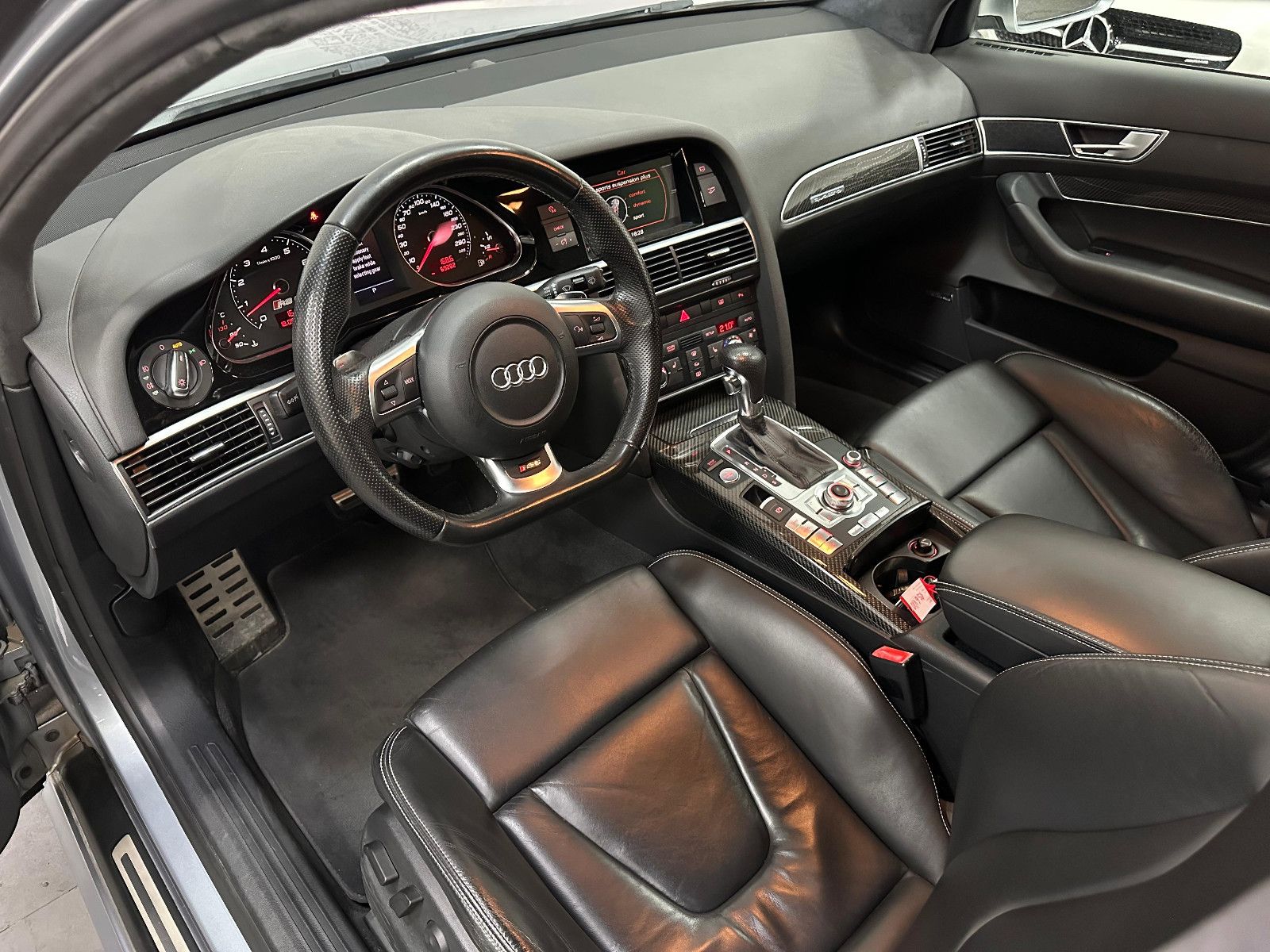 Fahrzeugabbildung Audi RS6 Lim. 5.0 TFSI quattro BOSE*CARBON*SERVICE*