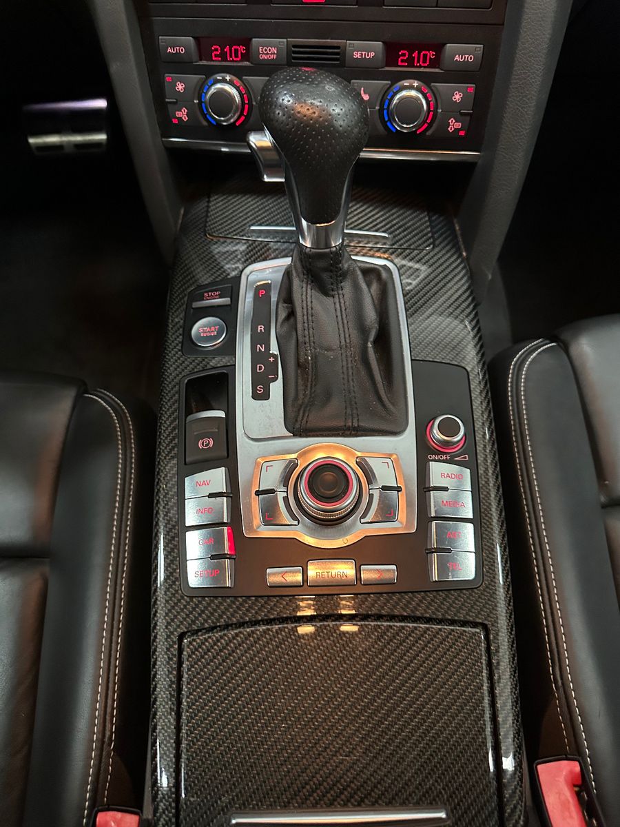 Fahrzeugabbildung Audi RS6 Lim. 5.0 TFSI quattro BOSE*CARBON*SERVICE*