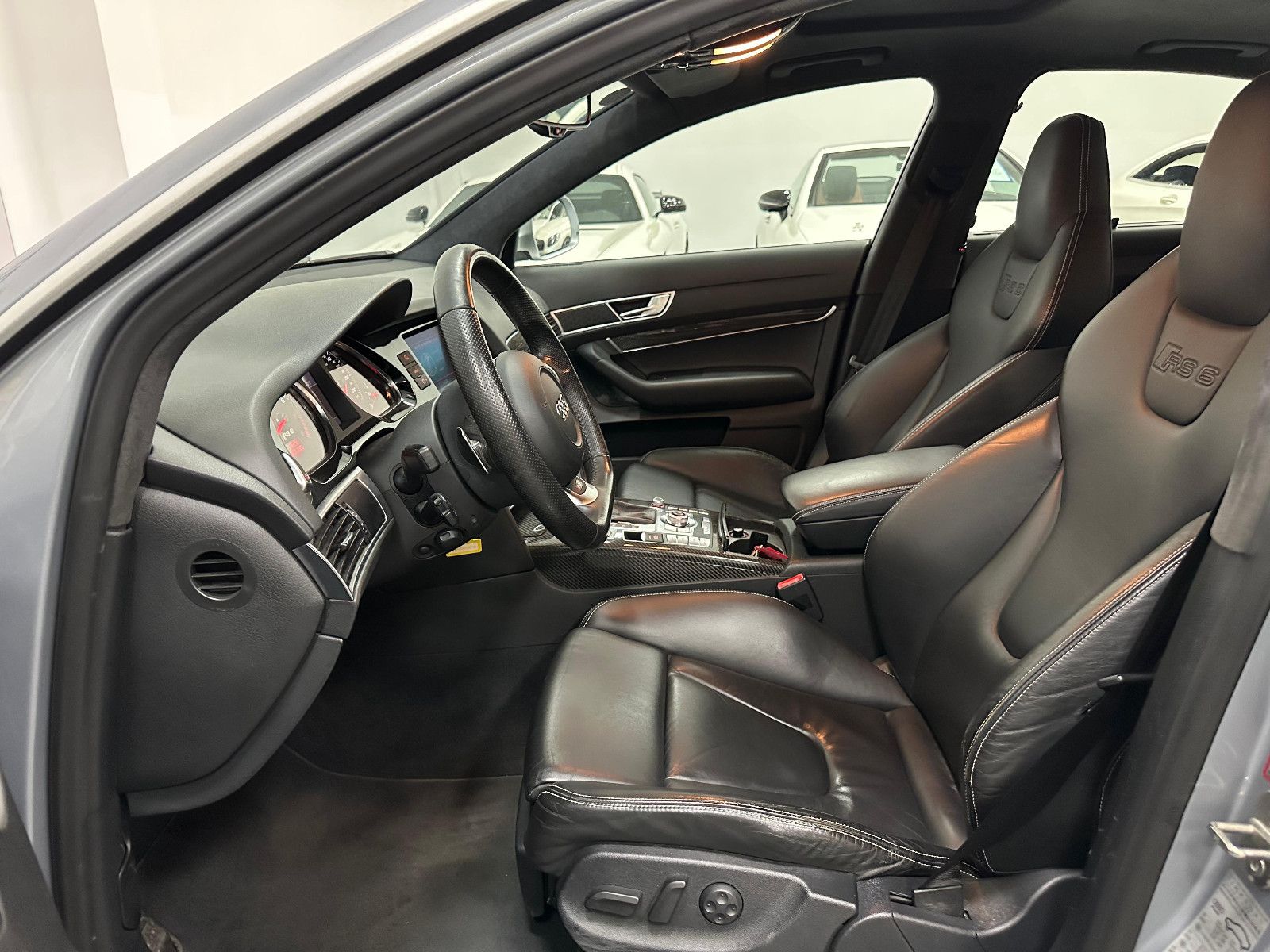 Fahrzeugabbildung Audi RS6 Lim. 5.0 TFSI quattro BOSE*CARBON*SERVICE*