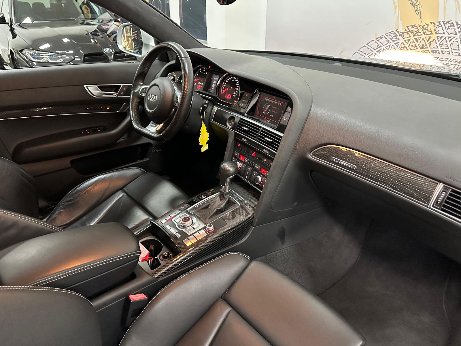 Fahrzeugabbildung Audi RS6 Lim. 5.0 TFSI quattro BOSE*CARBON*SERVICE*