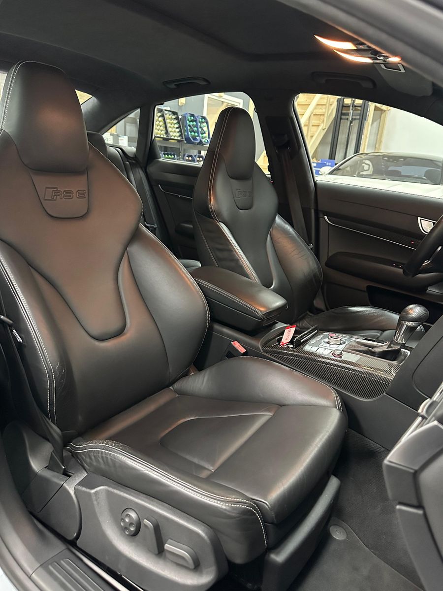 Fahrzeugabbildung Audi RS6 Lim. 5.0 TFSI quattro BOSE*CARBON*SERVICE*