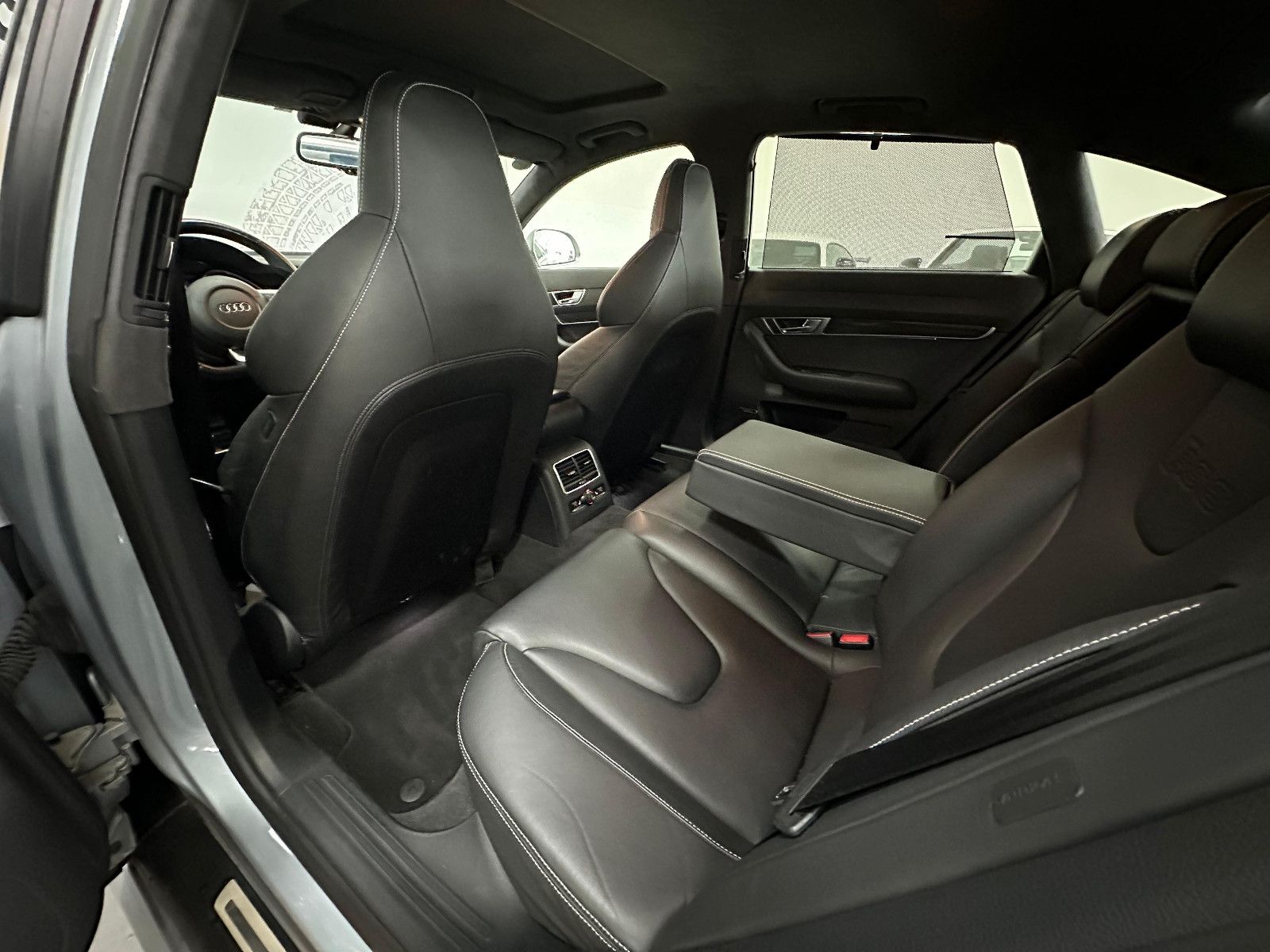 Fahrzeugabbildung Audi RS6 Lim. 5.0 TFSI quattro BOSE*CARBON*SERVICE*