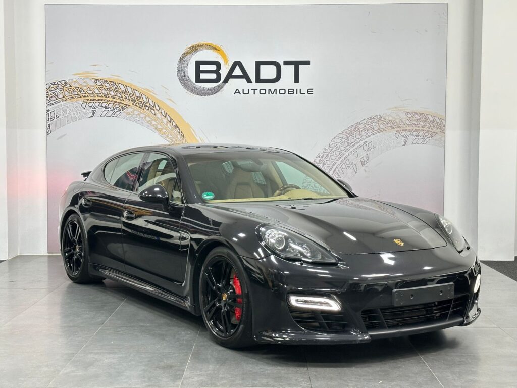 Porsche Panamera GTS BOSE 20" BEIGE KLAPPENAUSPUFF