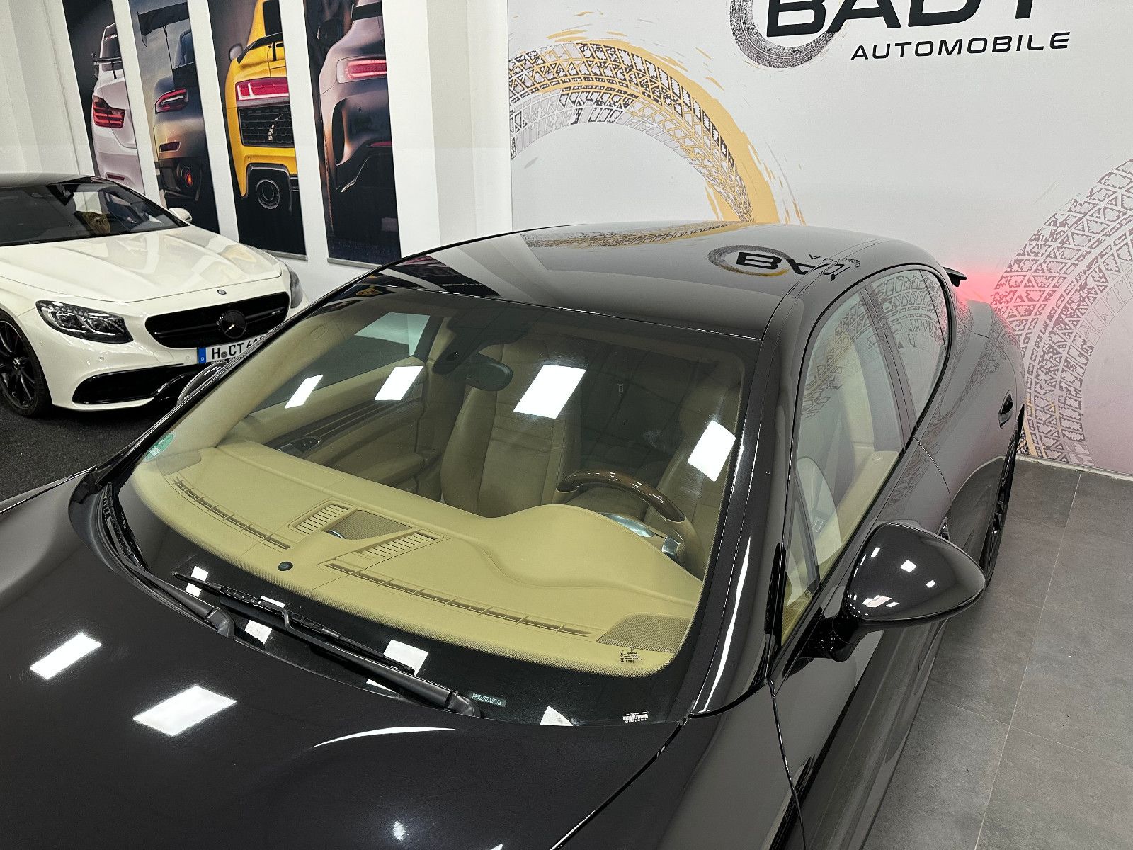 Fahrzeugabbildung Porsche Panamera GTS BOSE 20" BEIGE KLAPPENAUSPUFF