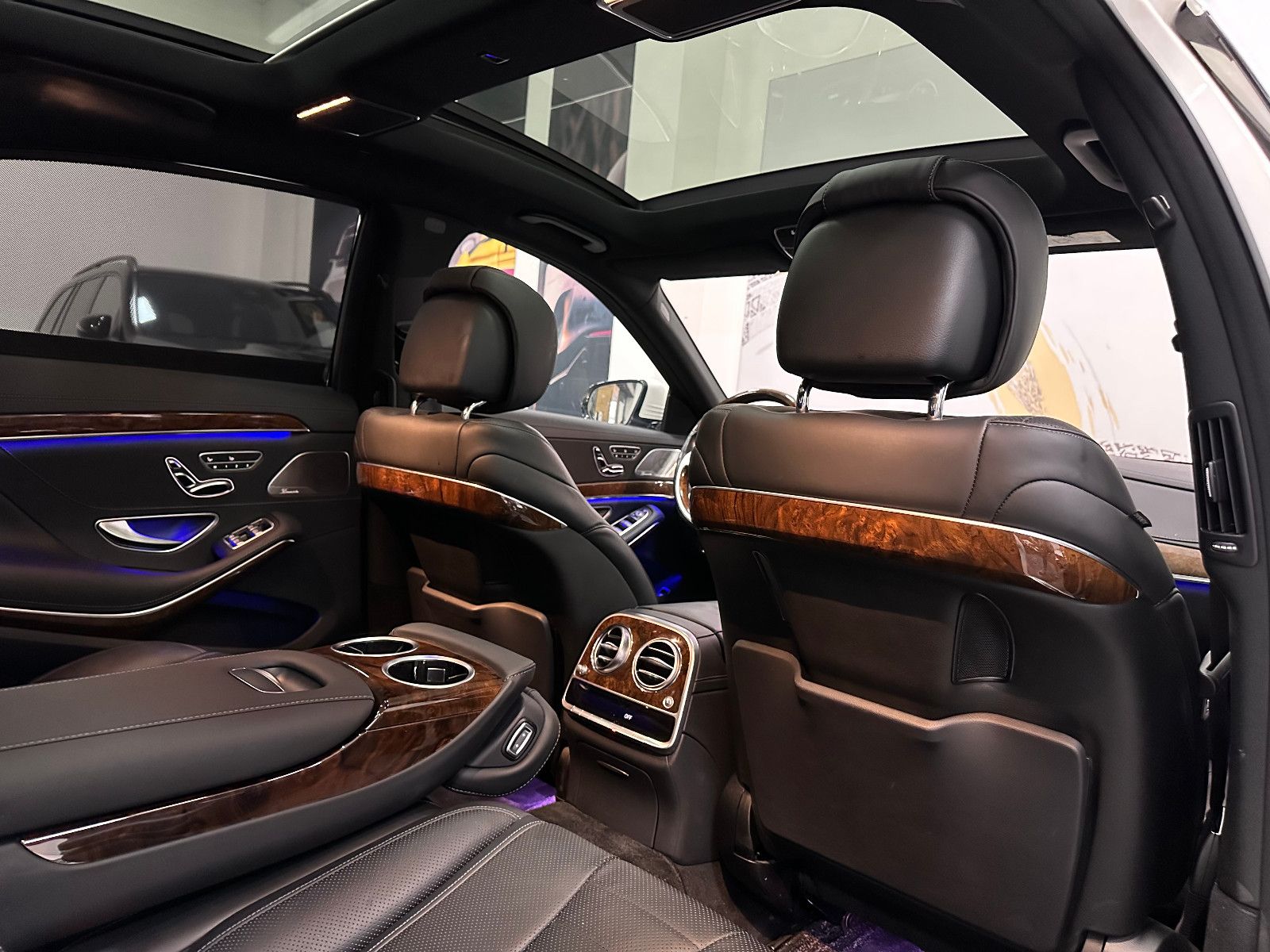 Fahrzeugabbildung Mercedes-Benz S 500 L *DTR*360°*PANORAMA*BURMESTER*MEMORY