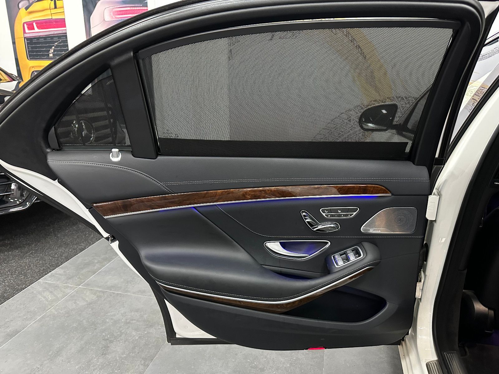 Fahrzeugabbildung Mercedes-Benz S 500 L *DTR*360°*PANORAMA*BURMESTER*MEMORY