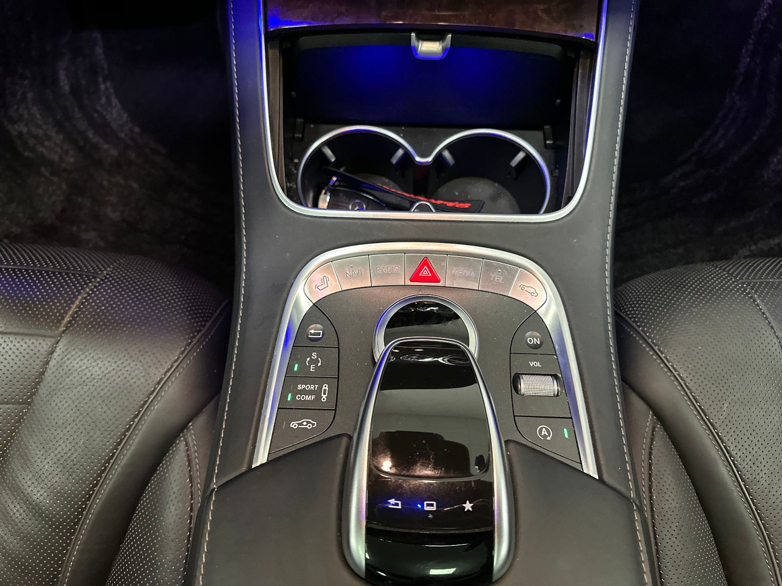 Fahrzeugabbildung Mercedes-Benz S 500 L *DTR*360°*PANORAMA*BURMESTER*MEMORY