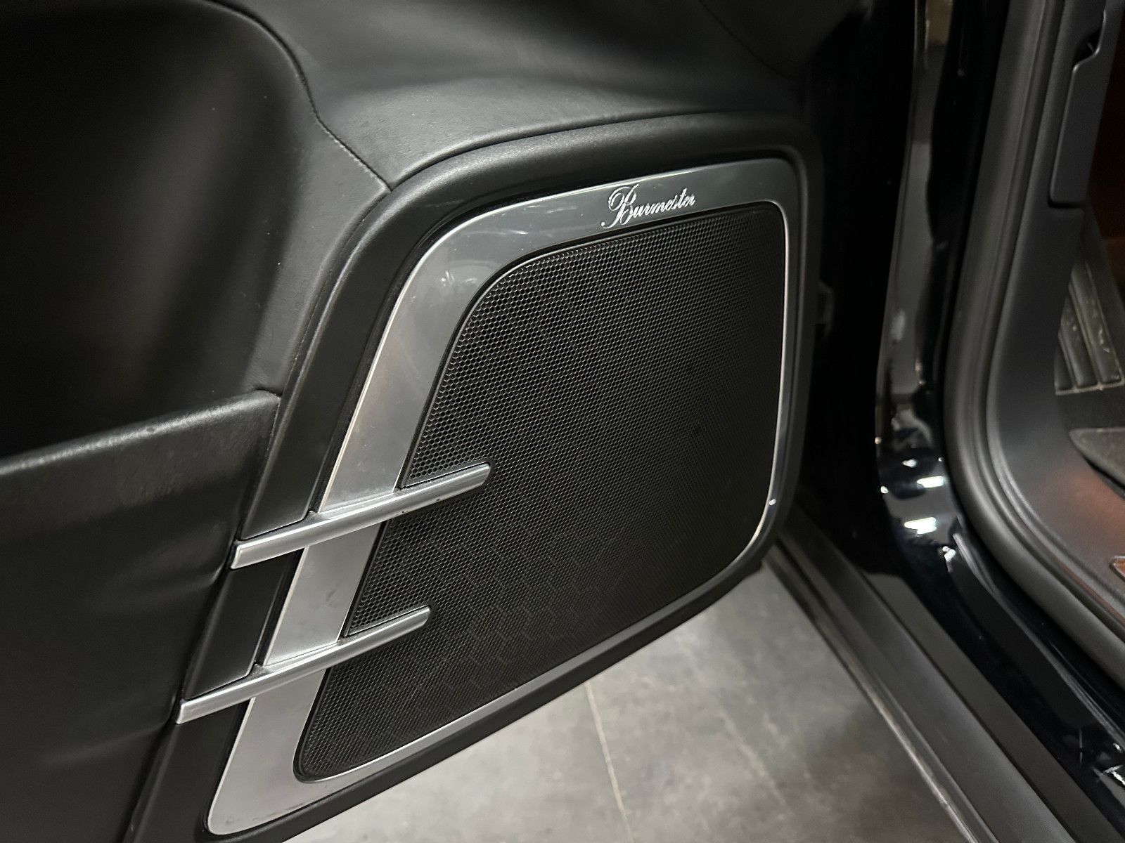 Fahrzeugabbildung Porsche Cayenne Turbo Burmester Memory Schiebedach