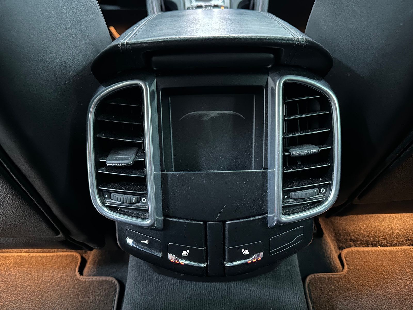 Fahrzeugabbildung Porsche Cayenne Turbo Burmester Memory Schiebedach