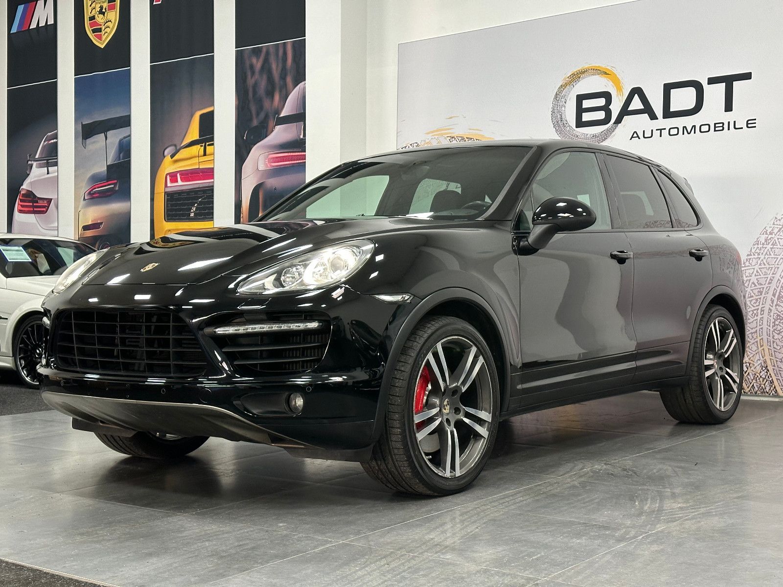 Fahrzeugabbildung Porsche Cayenne Turbo Burmester Memory Schiebedach