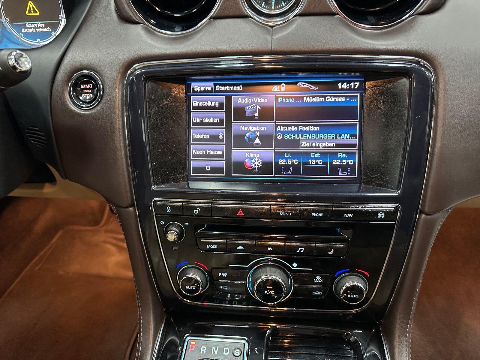 Fahrzeugabbildung Jaguar XJ Premium Luxury AWD Lang TV PANO