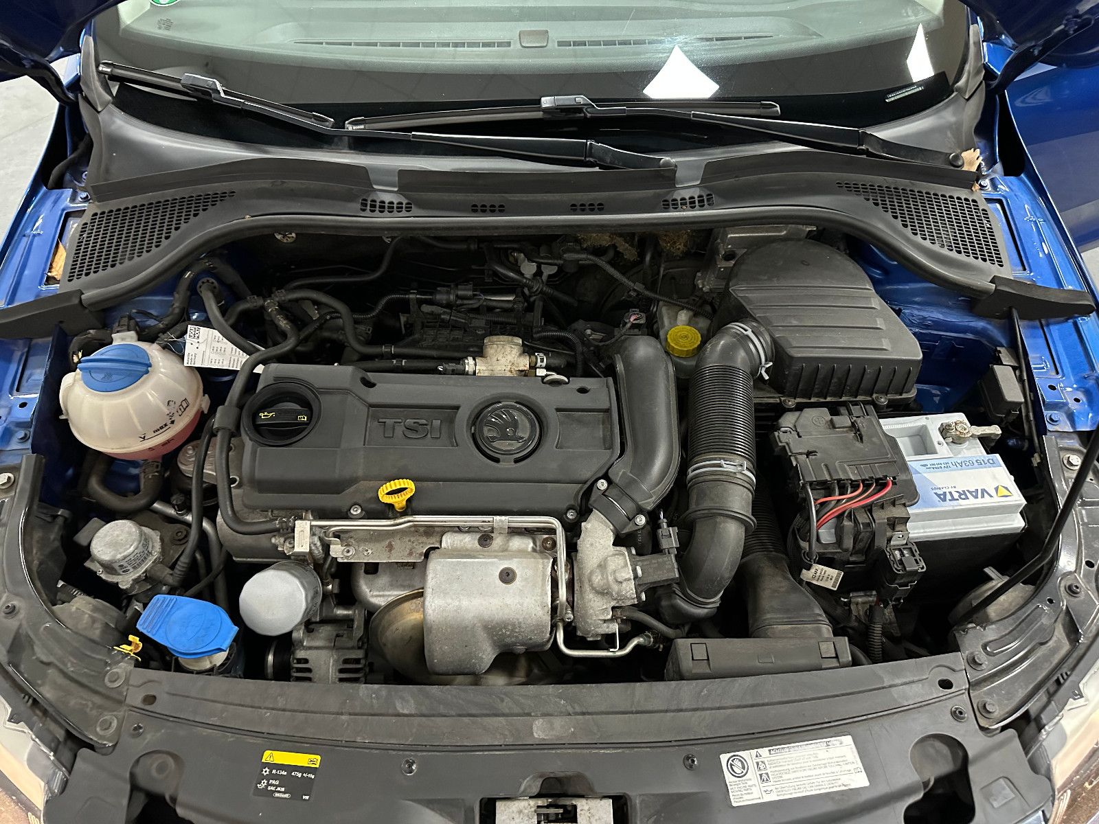 Fahrzeugabbildung SKODA Rapid Spaceback Style Plus DSG GLASDACH