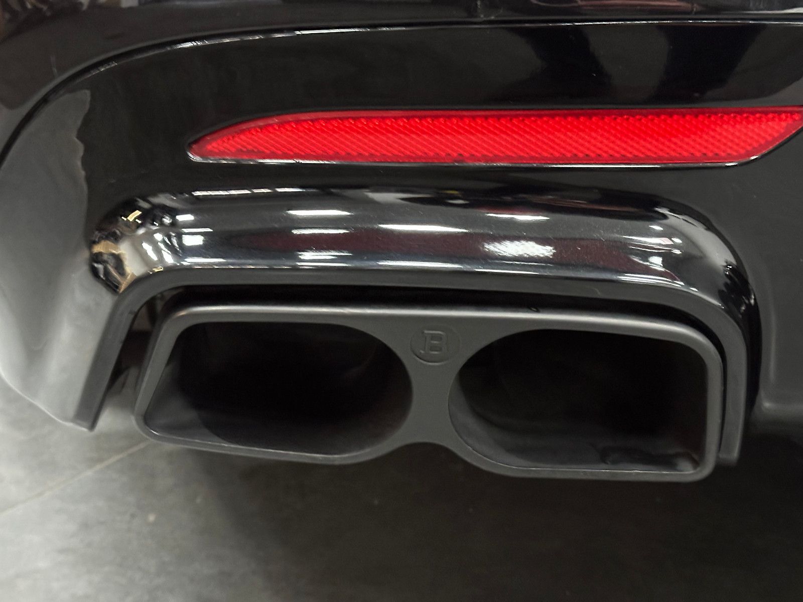 Fahrzeugabbildung Mercedes-Benz S 63 AMG 4Matic+ L *22Zoll*PANO*Voll*