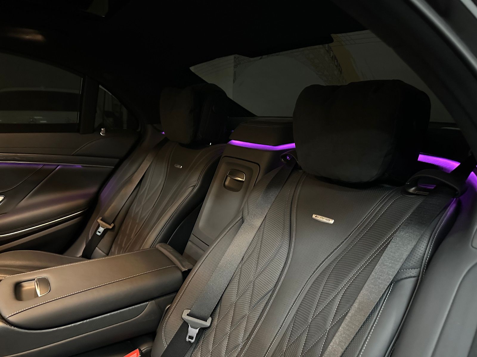 Fahrzeugabbildung Mercedes-Benz S 63 AMG 4Matic+ L *22Zoll*PANO*Voll*