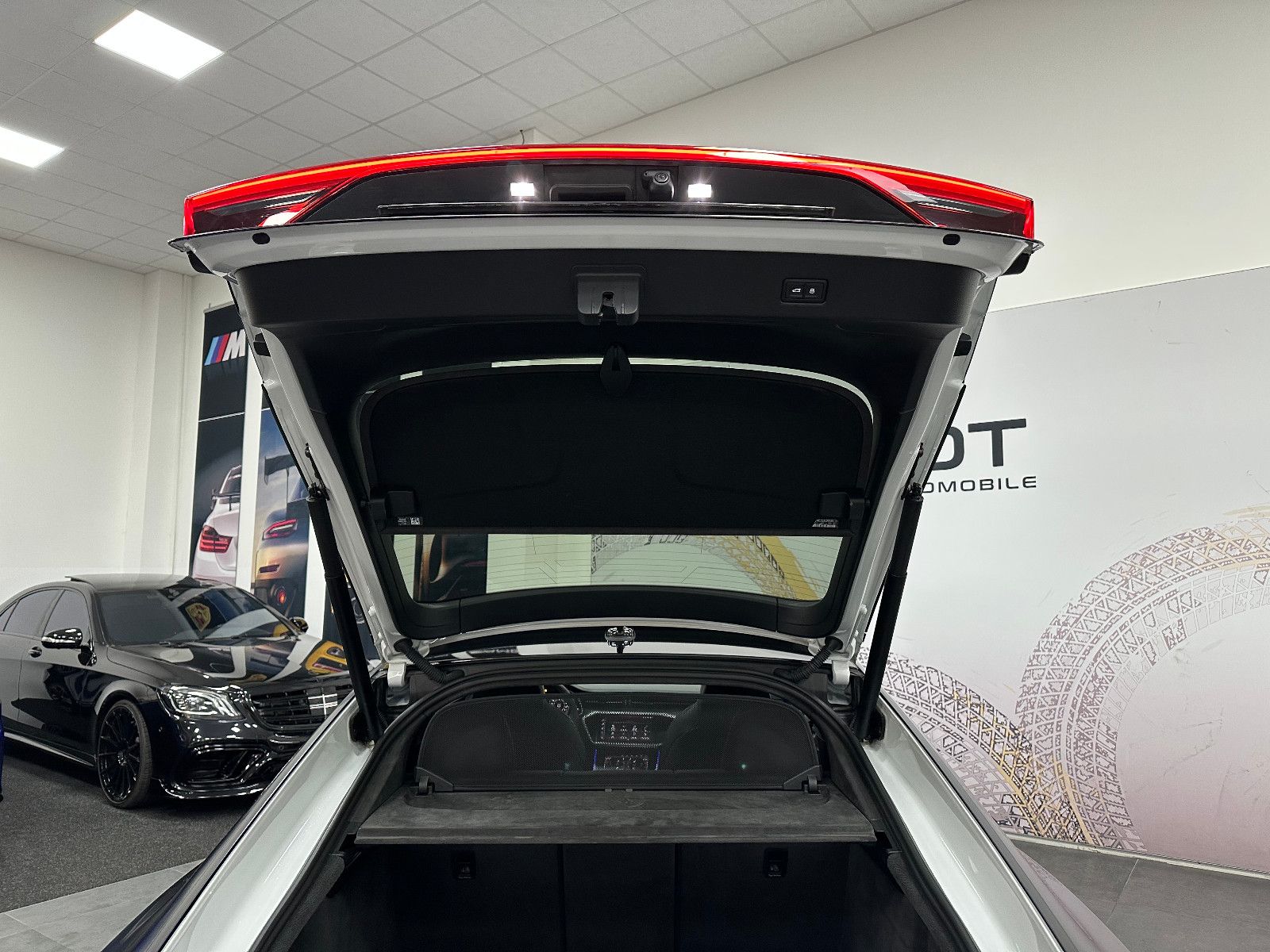 Fahrzeugabbildung Audi RS 7 Sportback 4.0 TFSI*quattro*Carbon*22"*B&O*