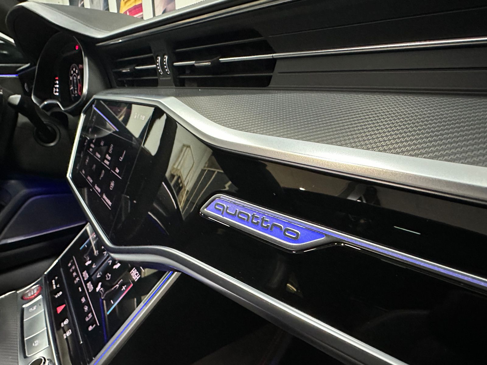 Fahrzeugabbildung Audi RS 7 Sportback 4.0 TFSI*quattro*Carbon*22"*B&O*