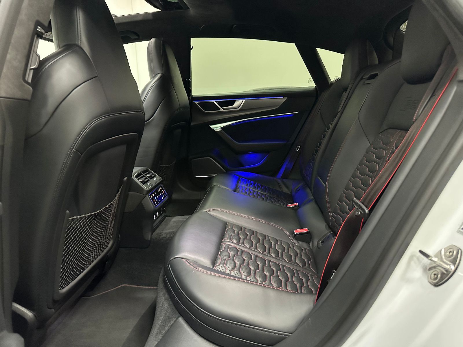 Fahrzeugabbildung Audi RS 7 Sportback 4.0 TFSI*quattro*Carbon*22"*B&O*