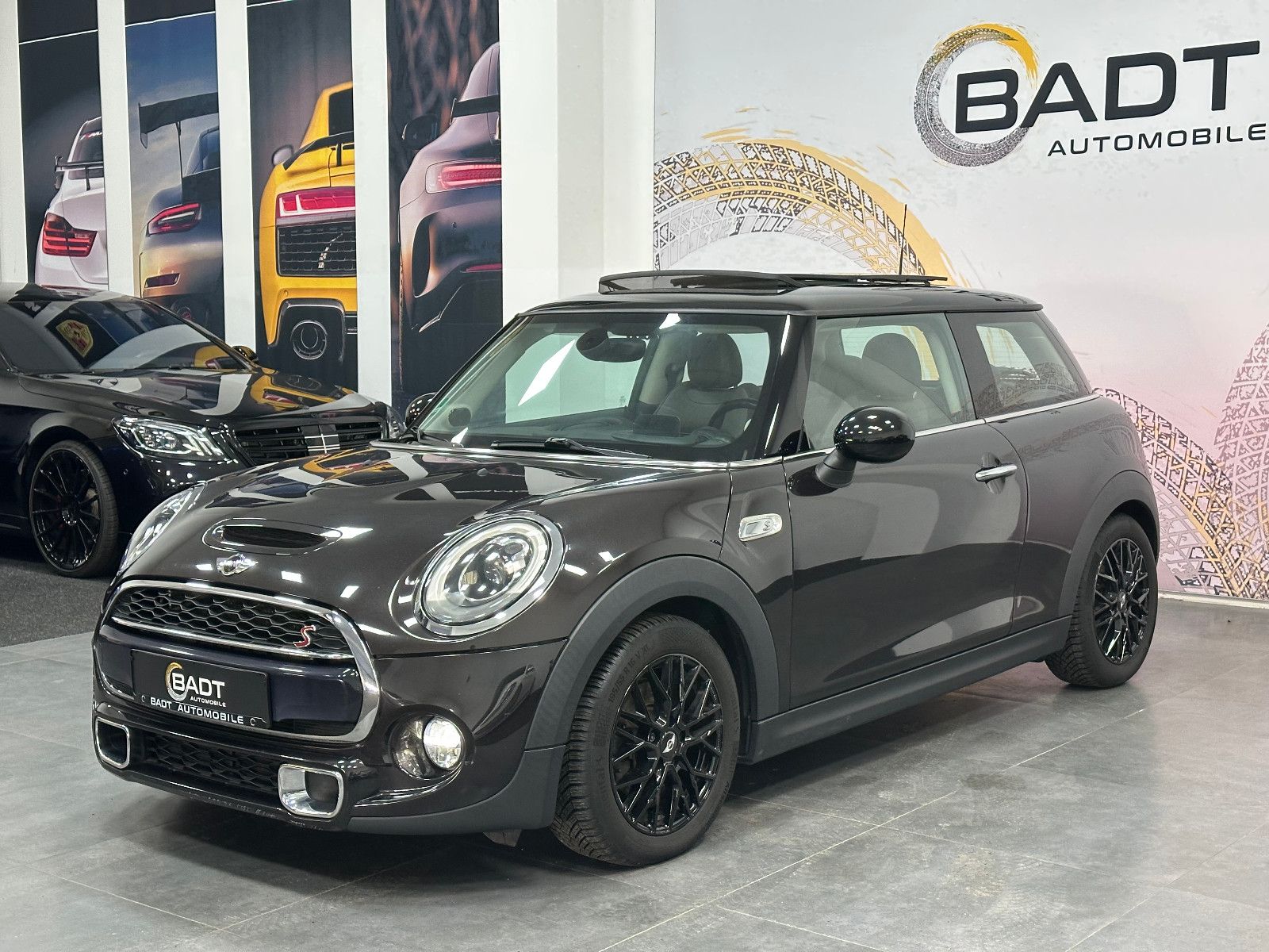Fahrzeugabbildung MINI Cooper S *HEADUP*HARMAN*PANO*ALLWETTER*