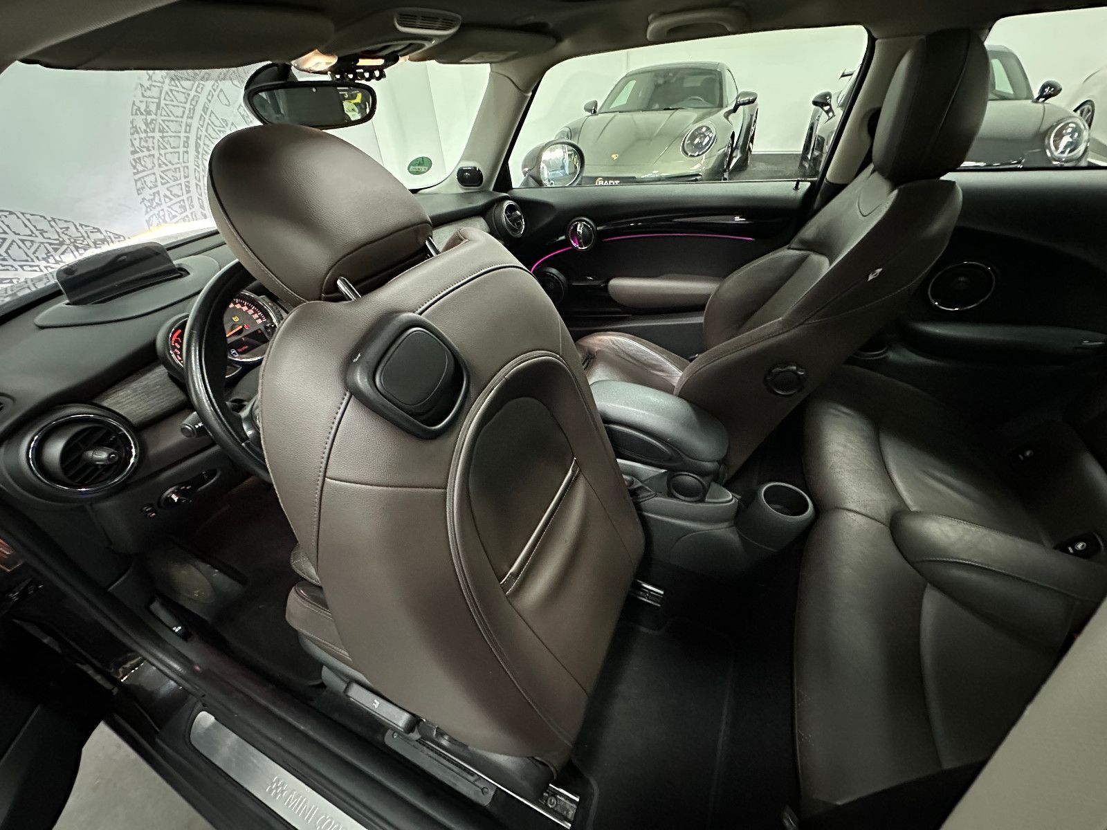 Fahrzeugabbildung MINI Cooper S *HEADUP*HARMAN*PANO*ALLWETTER*