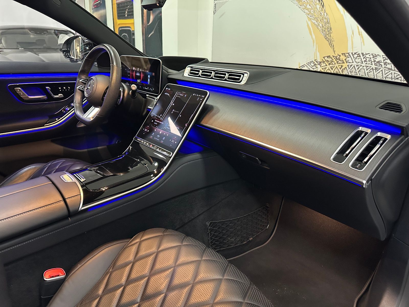 Fahrzeugabbildung Mercedes-Benz S 400 d 4Matic L *HUD*TV*PANO*AMG LINE*