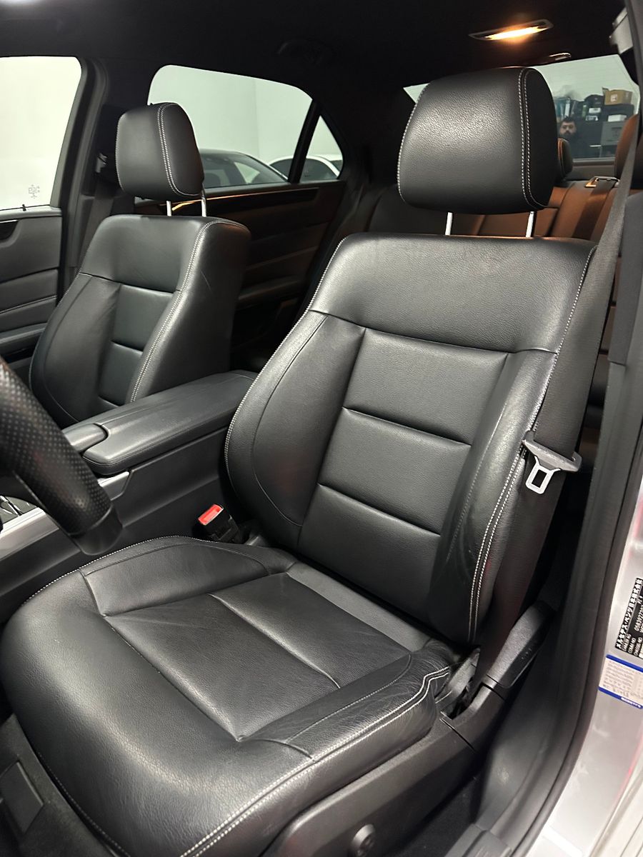 Fahrzeugabbildung Mercedes-Benz E 300 CGI BlueEfficiency 4-Matic AMG Line 360°