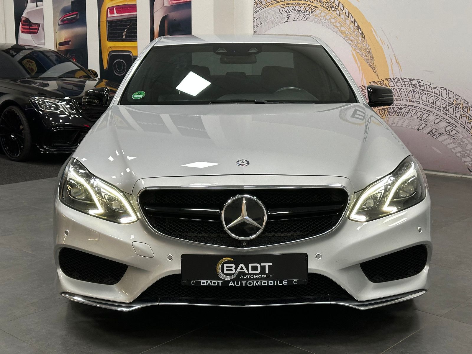 Fahrzeugabbildung Mercedes-Benz E 300 CGI BlueEfficiency 4-Matic AMG Line 360°