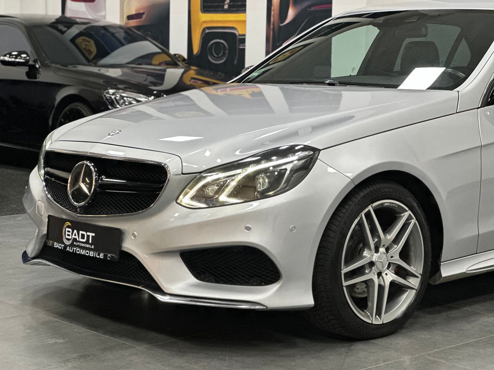 Fahrzeugabbildung Mercedes-Benz E 300 CGI BlueEfficiency 4-Matic AMG Line 360°