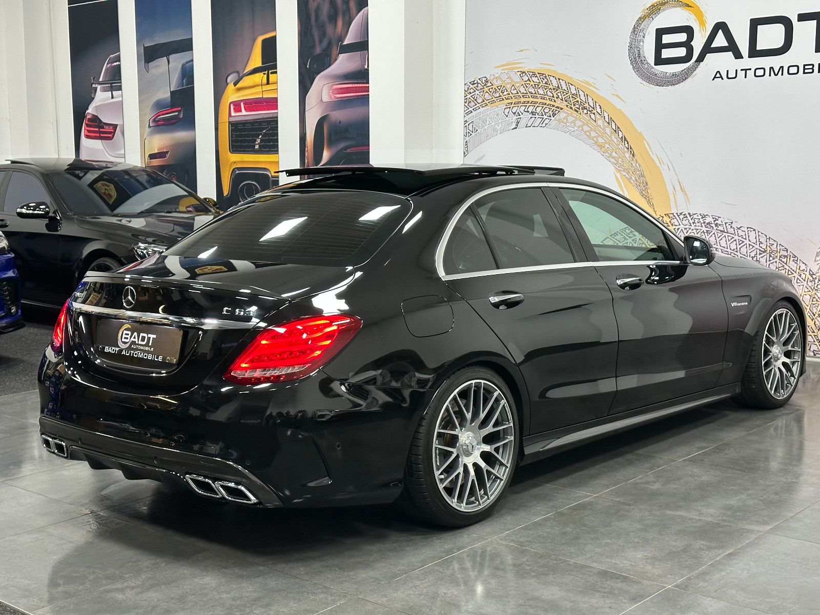 Fahrzeugabbildung Mercedes-Benz C 63 AMG*Pano*Burmester*Carbon Paket*KW GEWINDE*