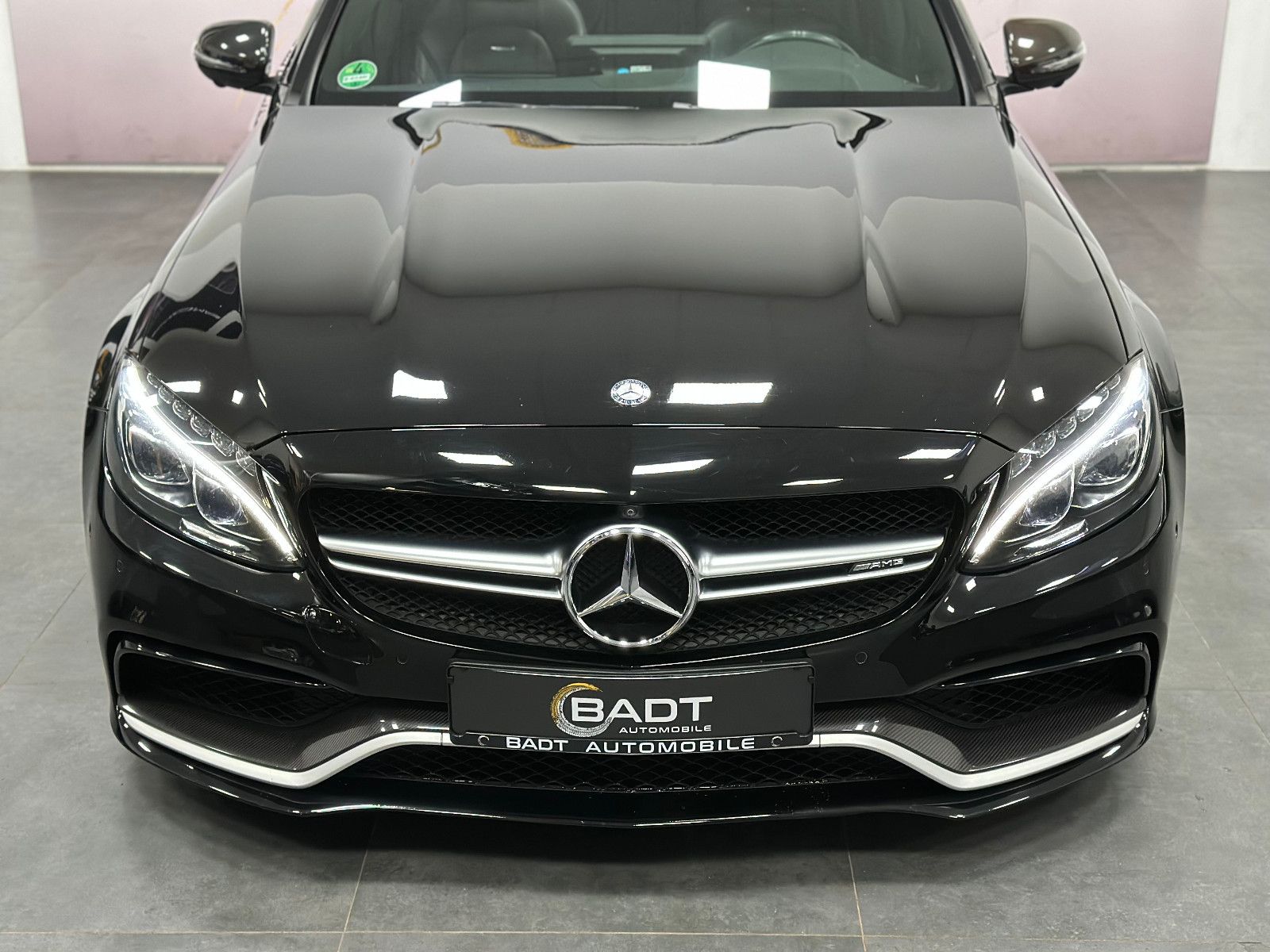 Fahrzeugabbildung Mercedes-Benz C 63 AMG*Pano*Burmester*Carbon Paket*KW GEWINDE*