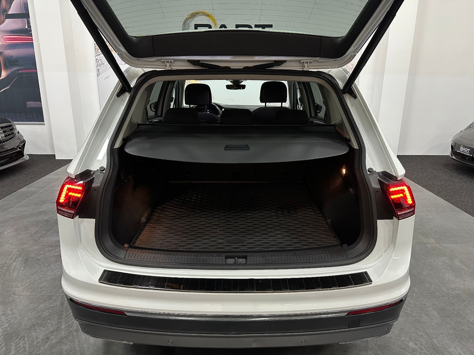 Fahrzeugabbildung Volkswagen Tiguan Allspace Highline 4Motion*ACC*DYN*DSG*HUD