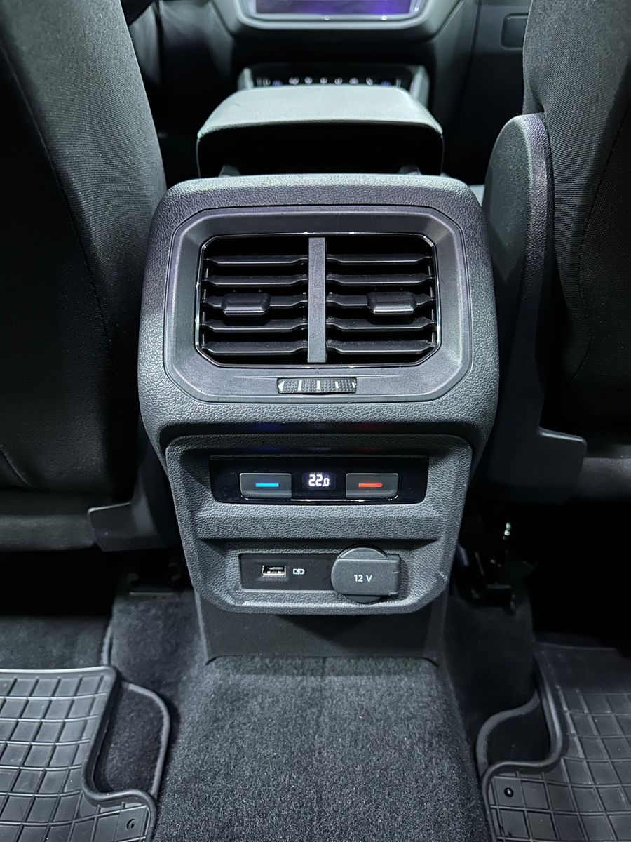 Fahrzeugabbildung Volkswagen Tiguan Allspace Highline 4Motion*ACC*DYN*DSG*HUD