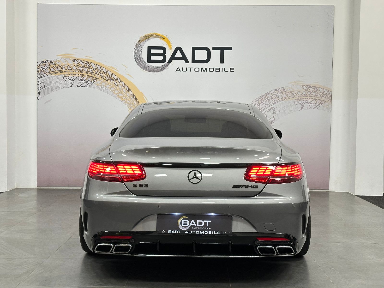 Fahrzeugabbildung Mercedes-Benz S 63 AMG Coupe 4Matic *Facelift*OLED*22 ZOLL*