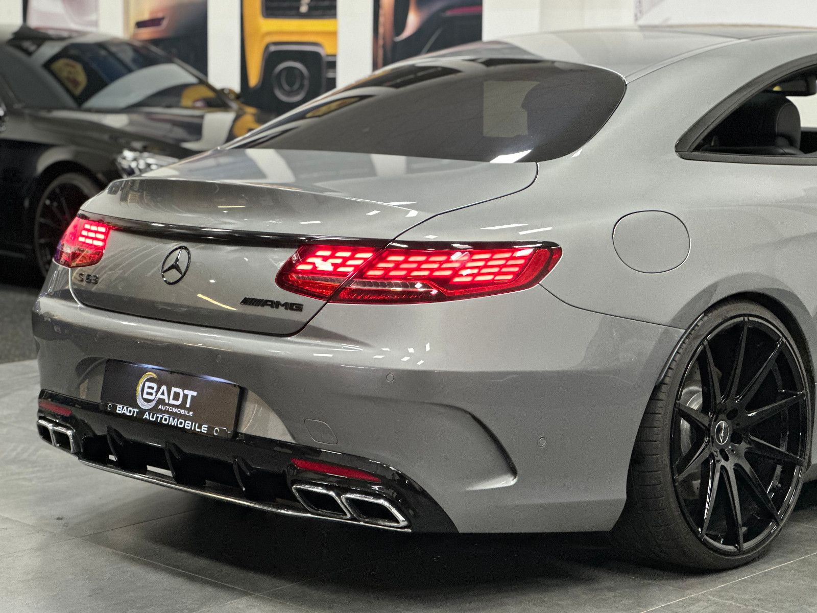 Fahrzeugabbildung Mercedes-Benz S 63 AMG Coupe 4Matic *Facelift*OLED*22 ZOLL*