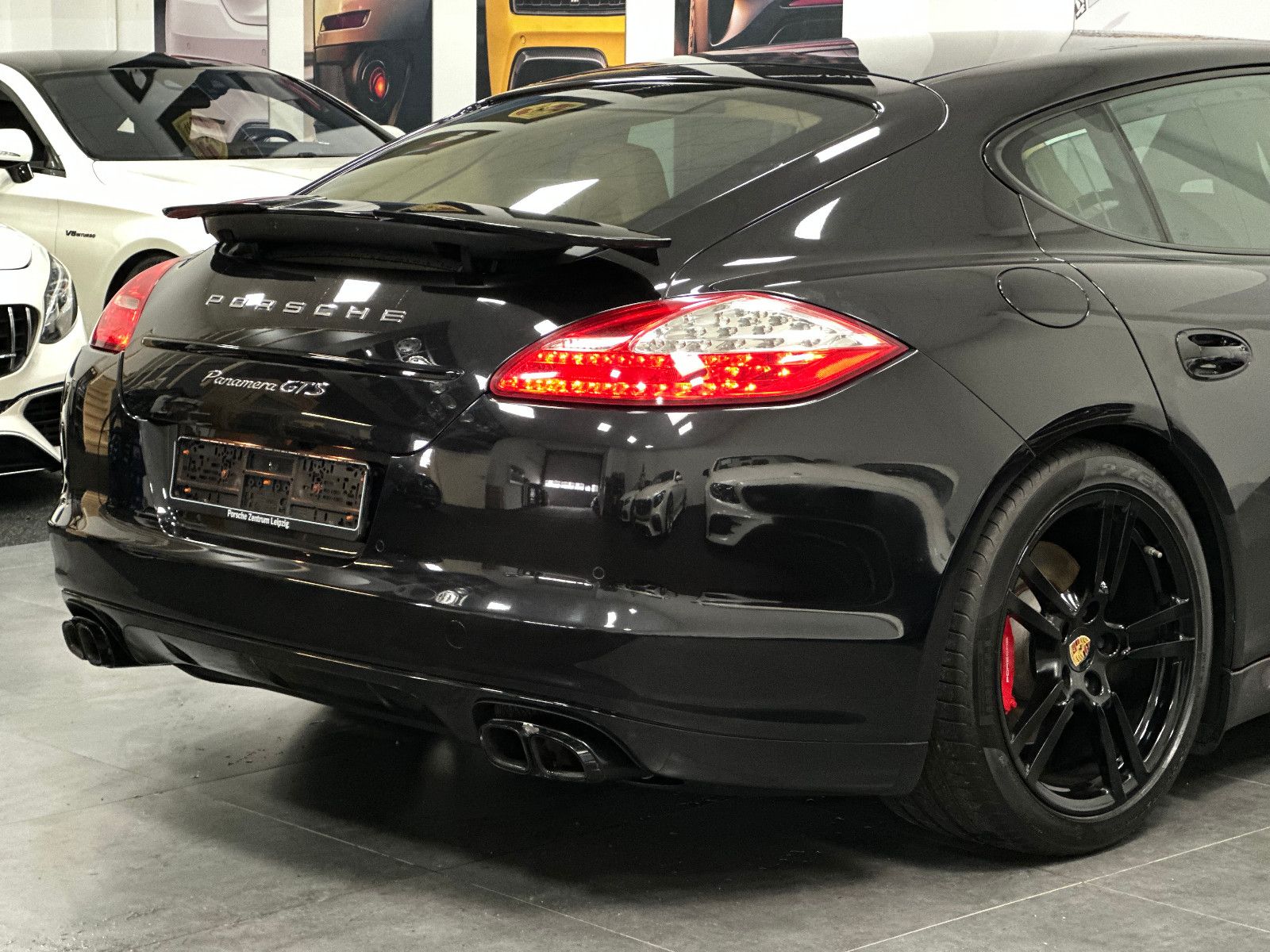 Fahrzeugabbildung Porsche Panamera GTS BOSE 20" BEIGE KLAPPENAUSPUFF