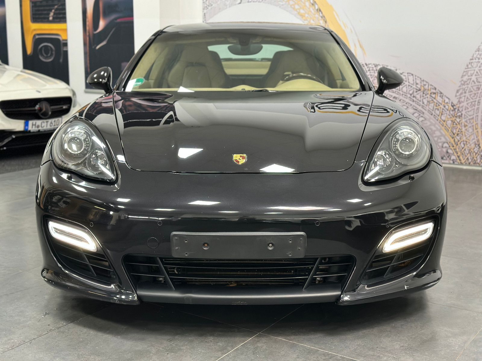Fahrzeugabbildung Porsche Panamera GTS BOSE 20" BEIGE KLAPPENAUSPUFF