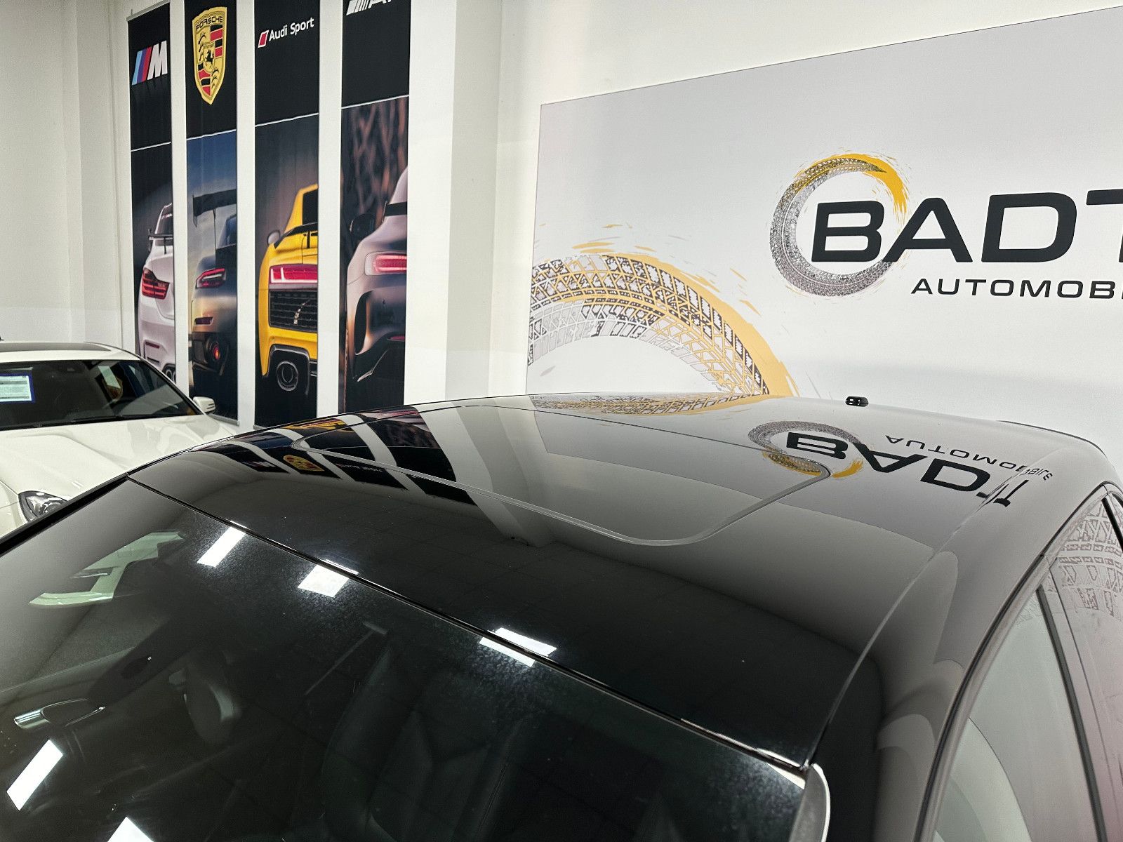 Fahrzeugabbildung Porsche Cayenne Turbo Burmester Memory Schiebedach