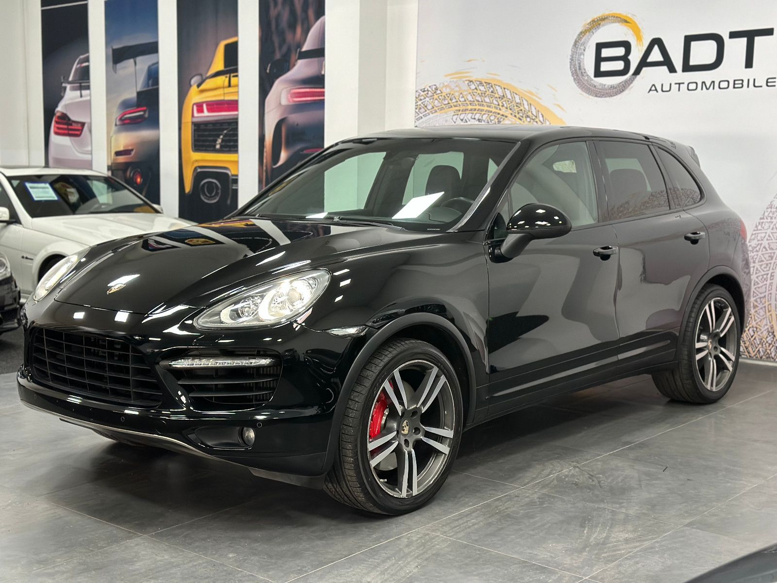 Fahrzeugabbildung Porsche Cayenne Turbo Burmester Memory Schiebedach
