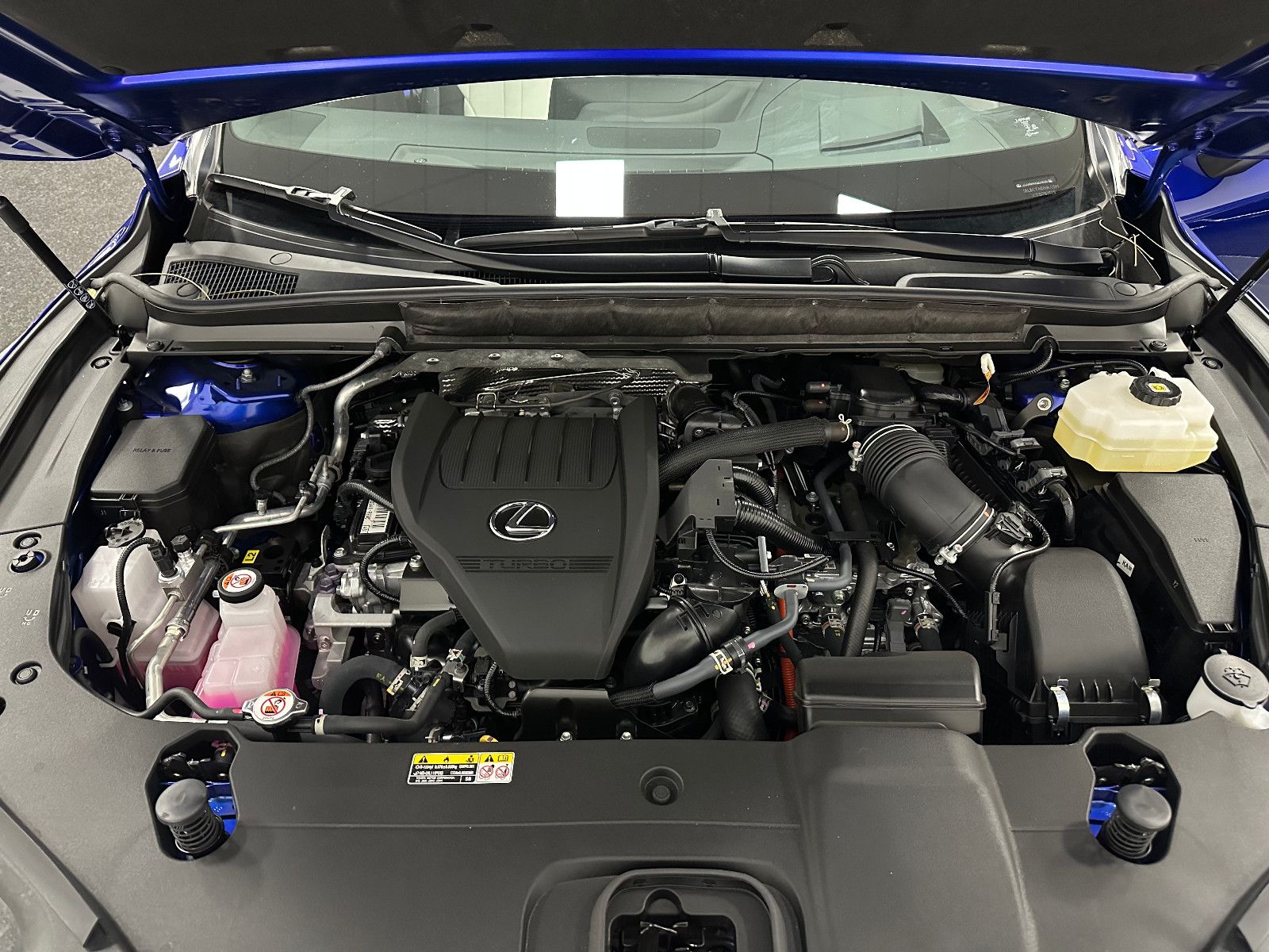 Fahrzeugabbildung Lexus RX 500 h DIRECT4 F SPORT+ PANO 360° AMBIENTE