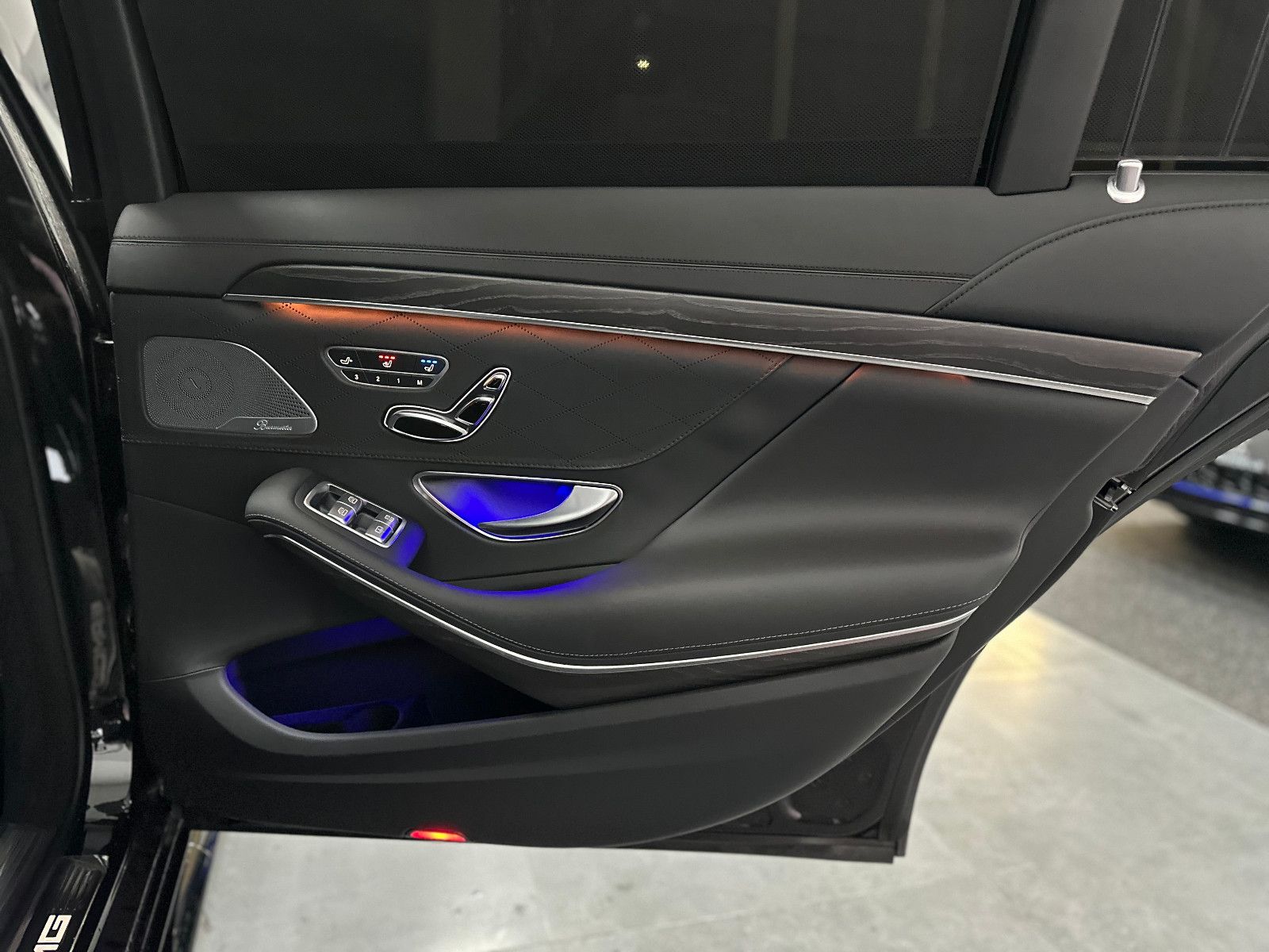 Fahrzeugabbildung Mercedes-Benz S 63 AMG 4Matic+ L *22Zoll*PANO*Voll*