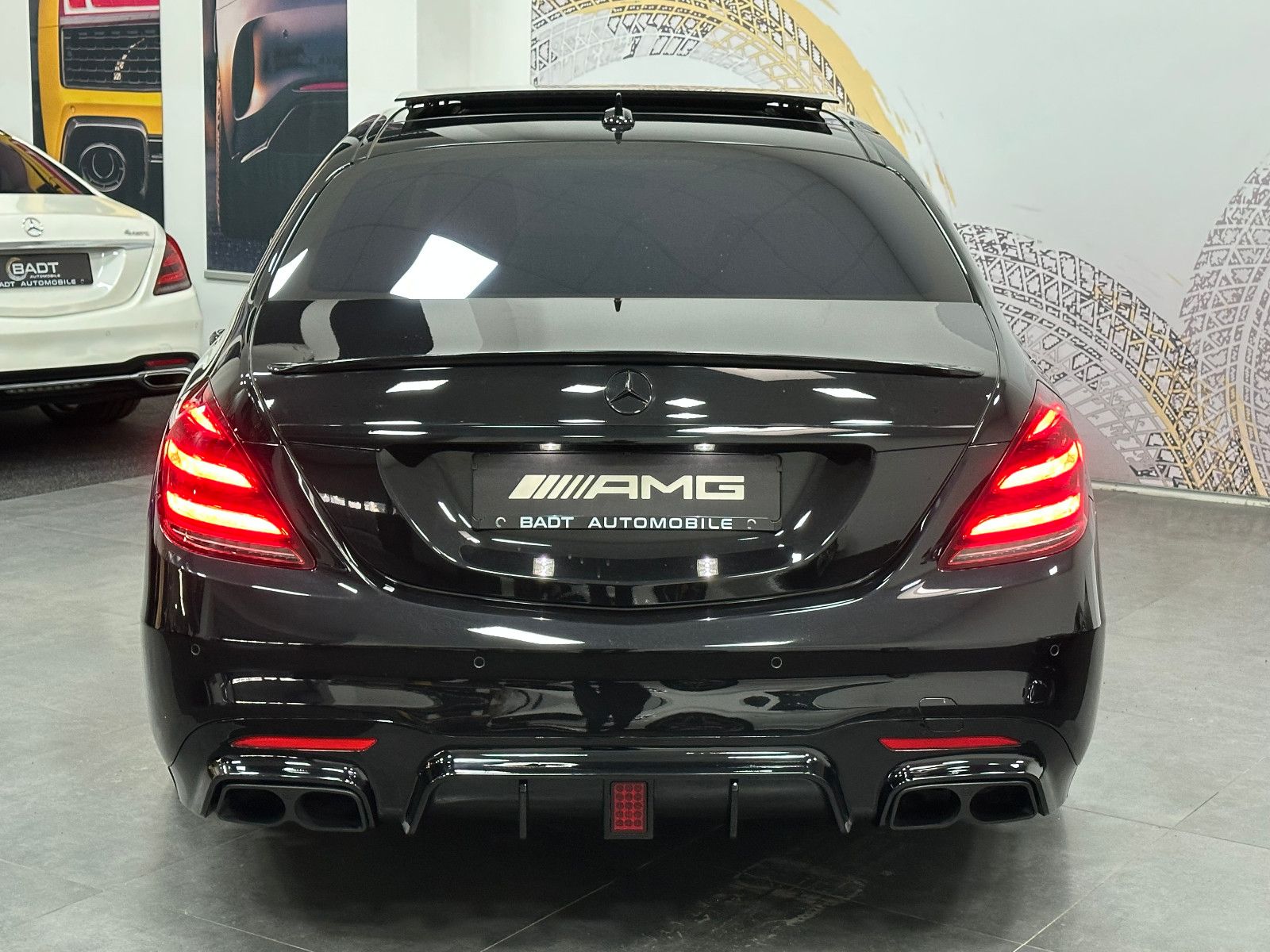 Fahrzeugabbildung Mercedes-Benz S 63 AMG 4Matic+ L *22Zoll*PANO*Voll*