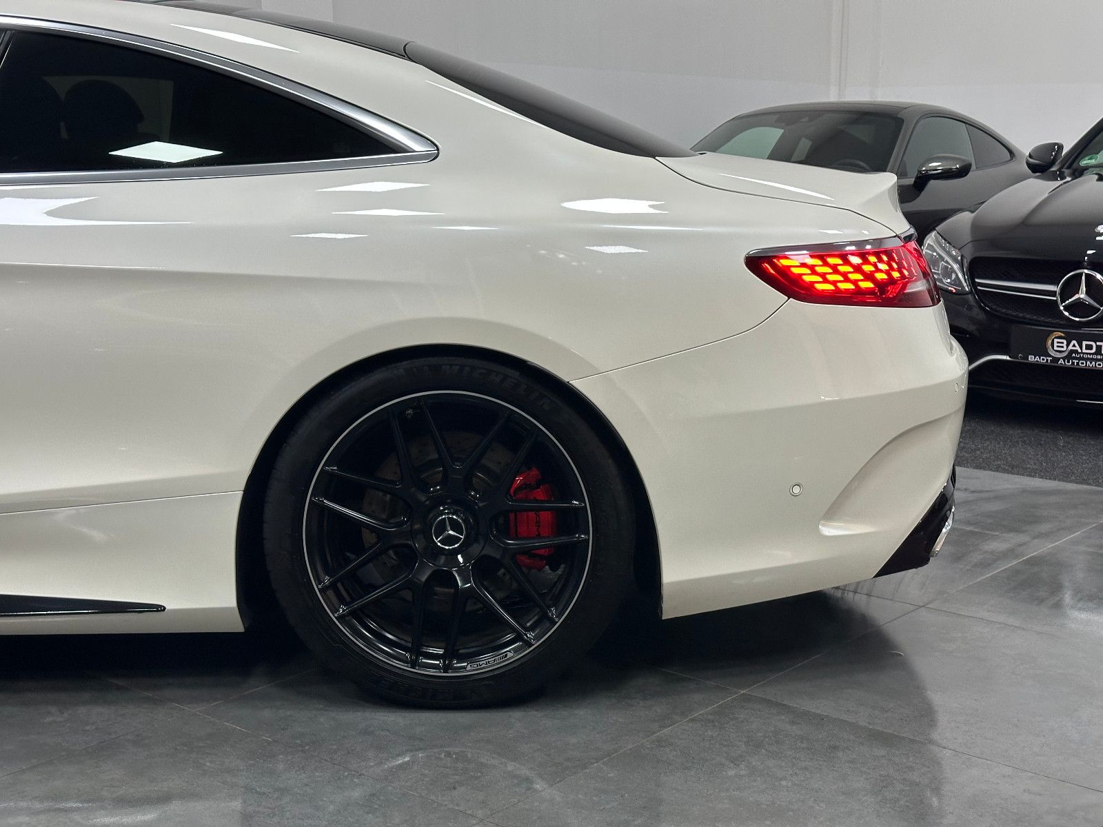 Fahrzeugabbildung Mercedes-Benz S 63 AMG Coupe 4Matic+ *Carbon*Performance*