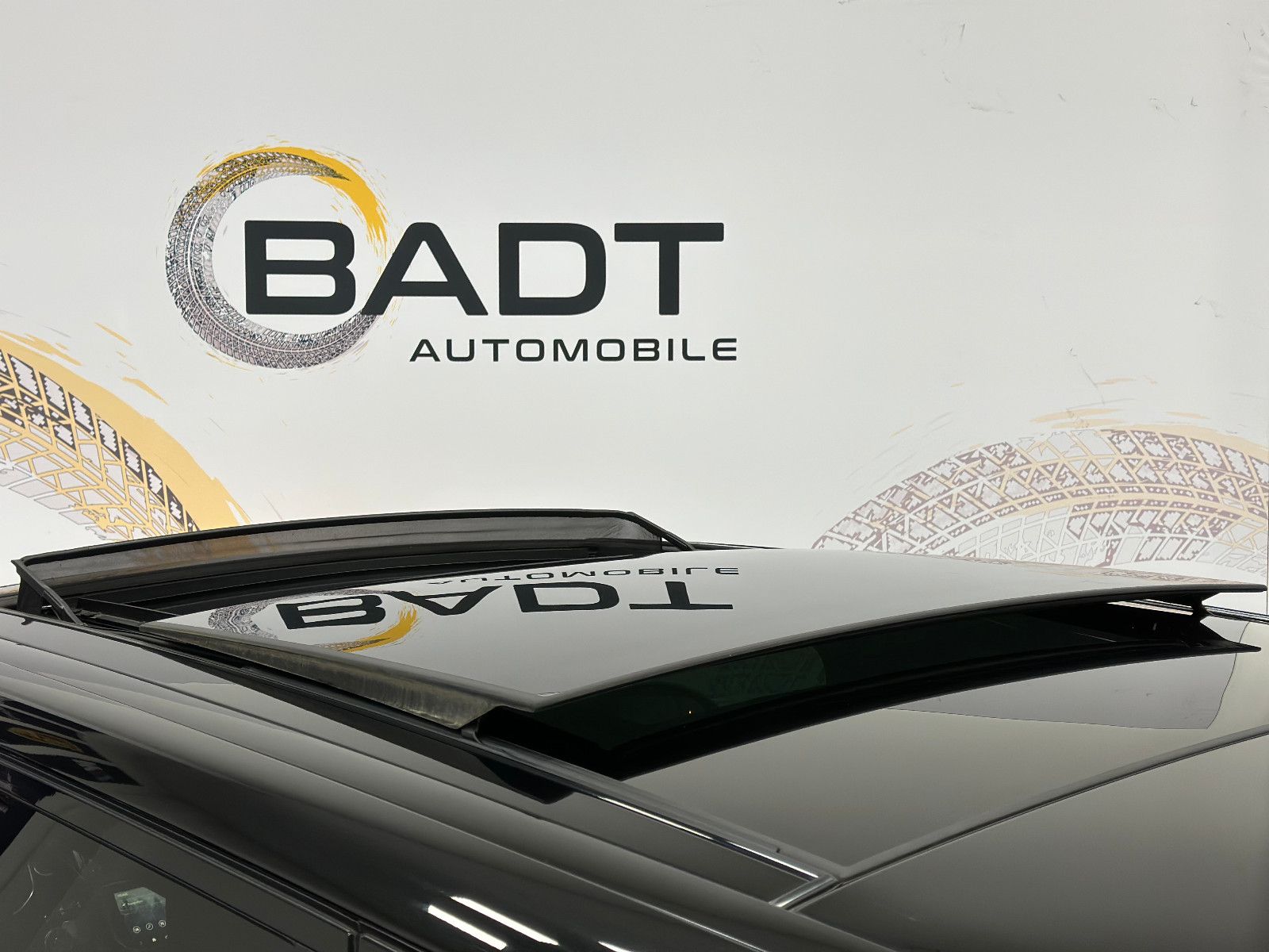 Fahrzeugabbildung Land Rover Range Rover Sport HSE Dynamic*PANO*KEYLESS*TOTWI