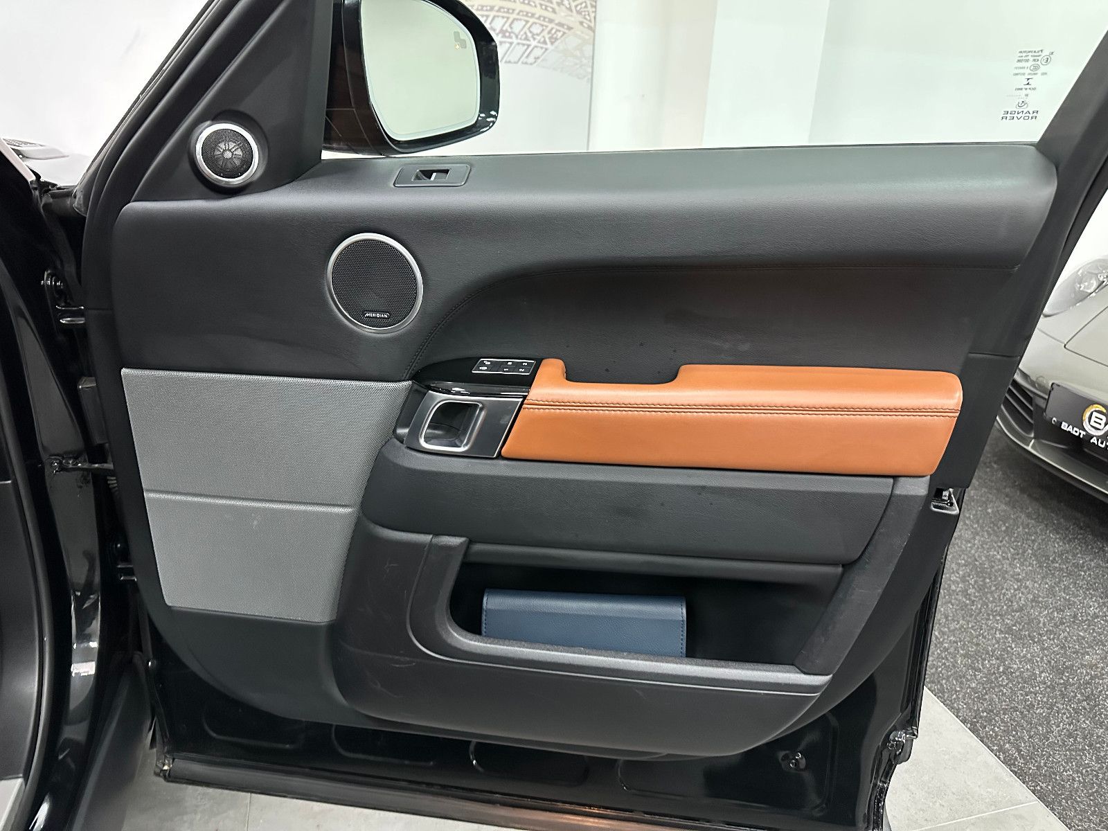 Fahrzeugabbildung Land Rover Range Rover Sport HSE Dynamic*PANO*KEYLESS*TOTWI