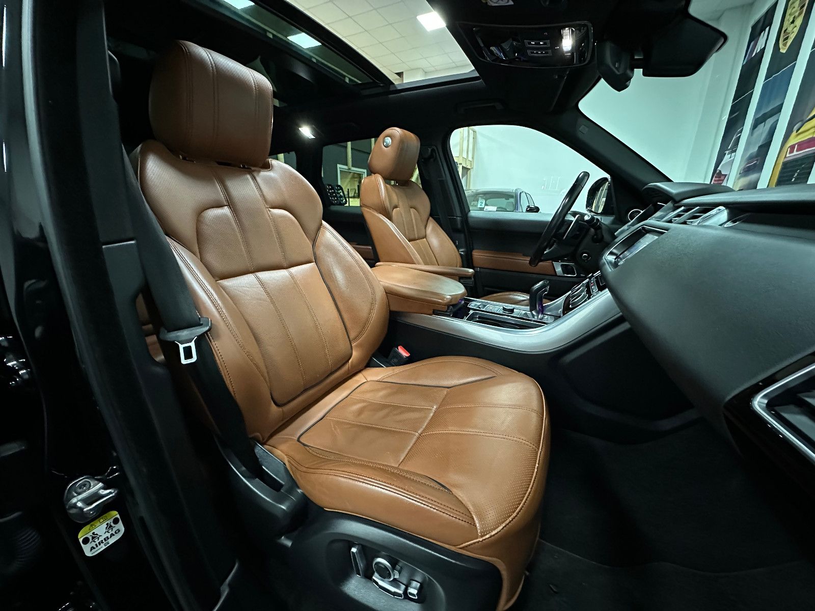 Fahrzeugabbildung Land Rover Range Rover Sport HSE Dynamic*PANO*KEYLESS*TOTWI