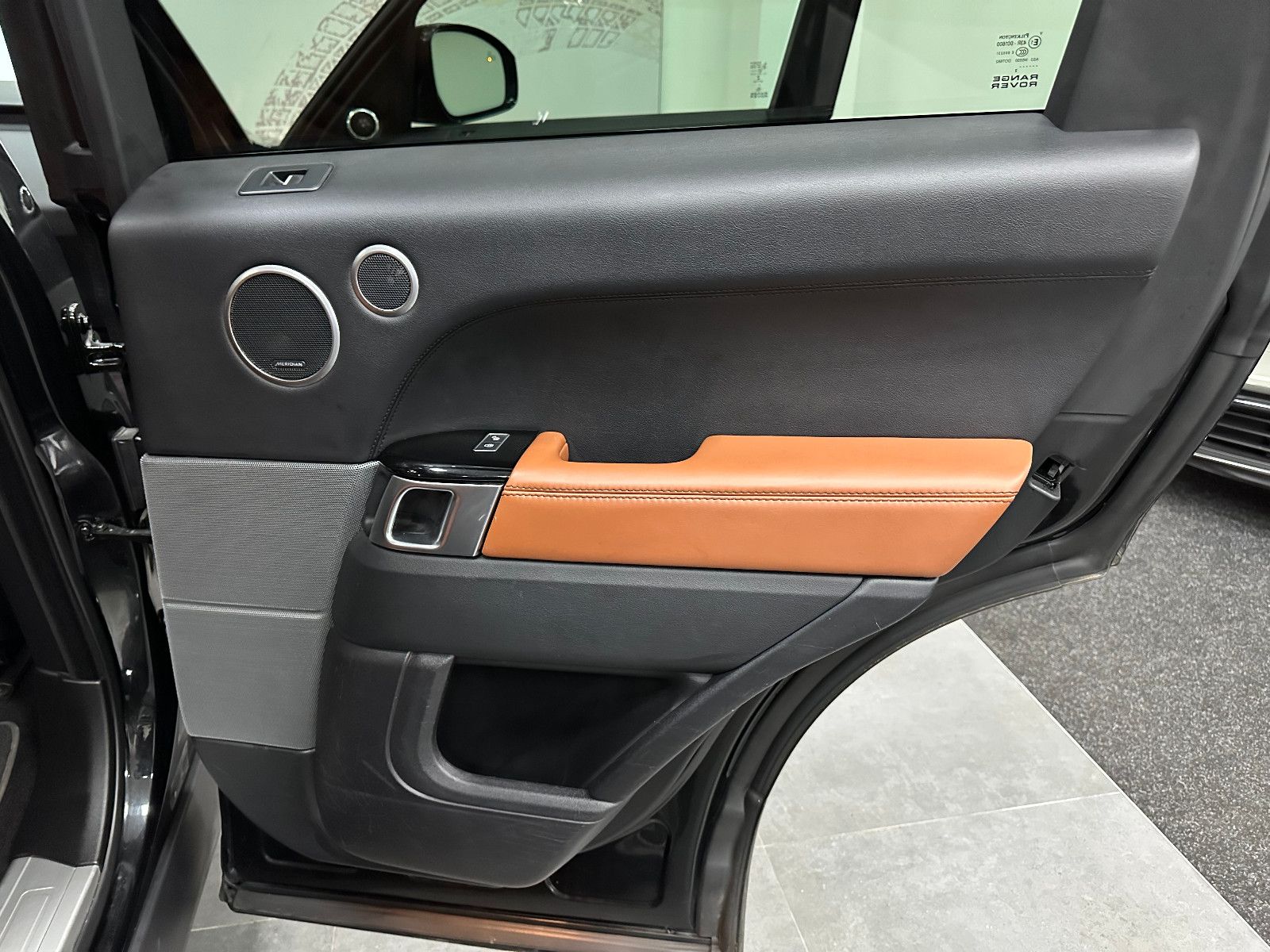 Fahrzeugabbildung Land Rover Range Rover Sport HSE Dynamic*PANO*KEYLESS*TOTWI