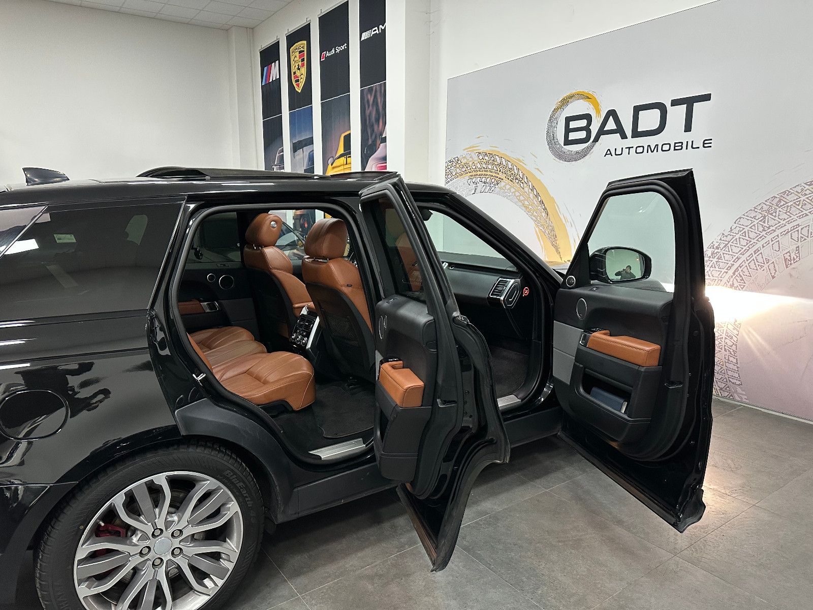 Fahrzeugabbildung Land Rover Range Rover Sport HSE Dynamic*PANO*KEYLESS*TOTWI